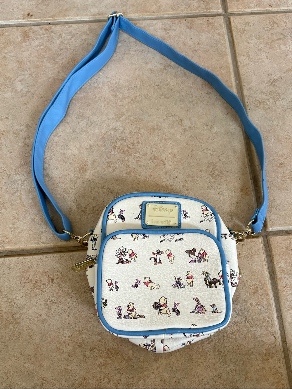 Loungefly Disney Winnie the Pooh Allover Print Crossbody Bag BoxLunch Exclusive - Picture 5 of 7